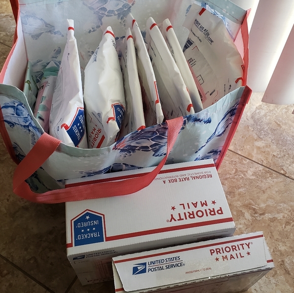 Meet your Posher, Chazzy 💚 - Picture 4 of 9